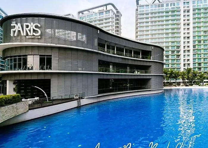 The Cozy-corner Staycation Azure Residences