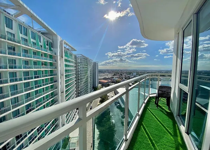 Aparthotel The Cozy-corner Staycation Azure Residences Manila