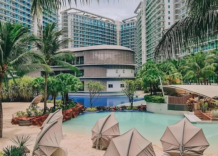 Aparthotel The Cozy-corner Staycation Azure Residences 3*